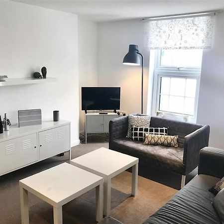 No 1 Town Apartment סידמות' מראה חיצוני תמונה